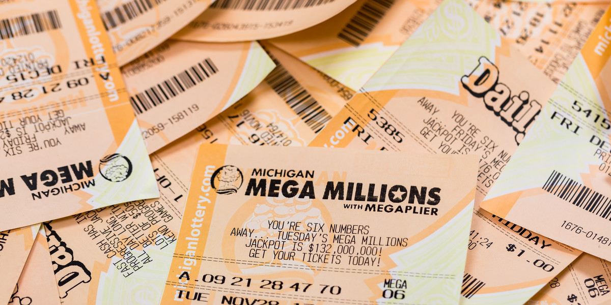 Nieodebrana wygrana Mega Millions jest drugą co do wysokości w historii.