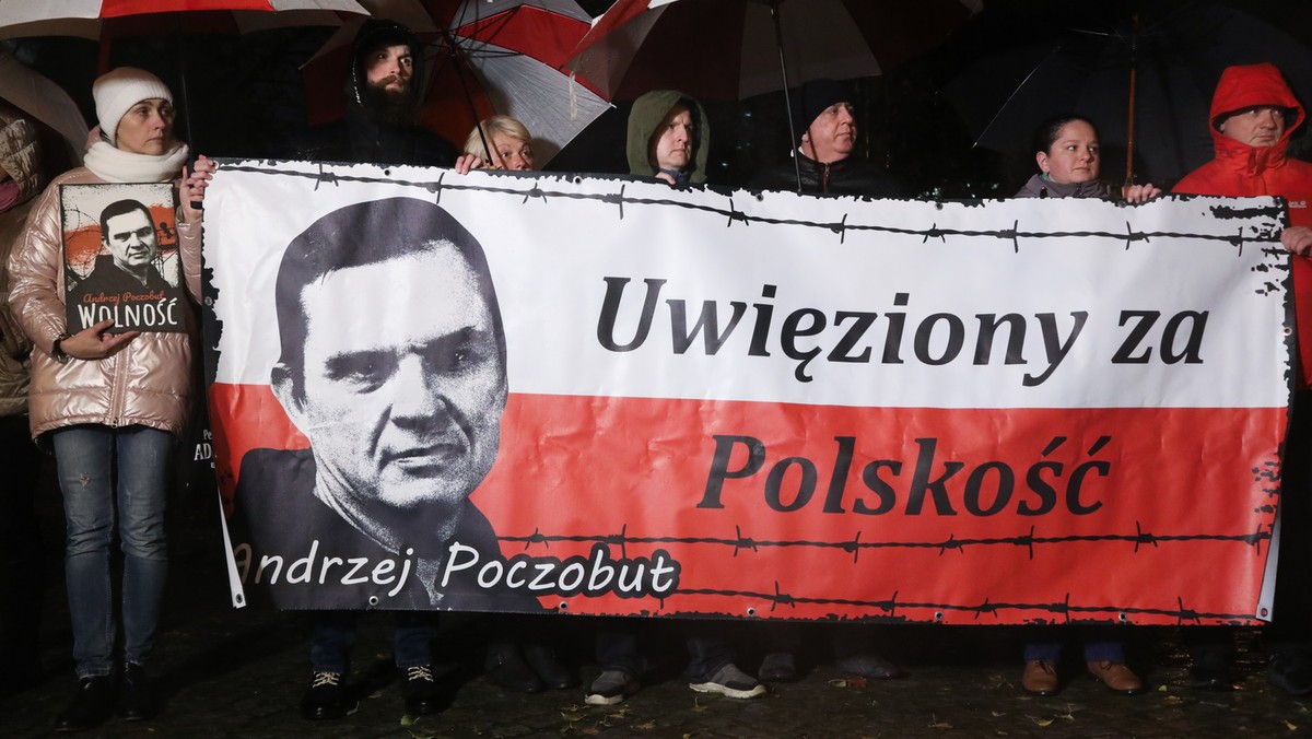 Coraz trudniejsza sytuacja Andrzeja Poczobuta. "Nie dostaje leków"