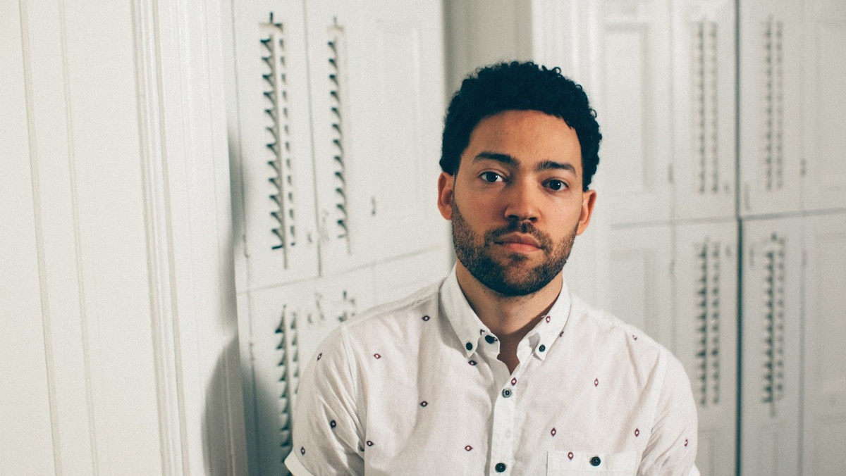 Taylor McFerrin – syn genialnego Bobby'ego i autor albumu "Early Riser", w październiku przyjeżdża na trzy koncerty do Polski. McFerrin zagra 21 października w Fantomie w Bytomiu, 22 października we wrocławskim Starym Klasztorze, a dzień później w klubie Spot w Poznaniu.