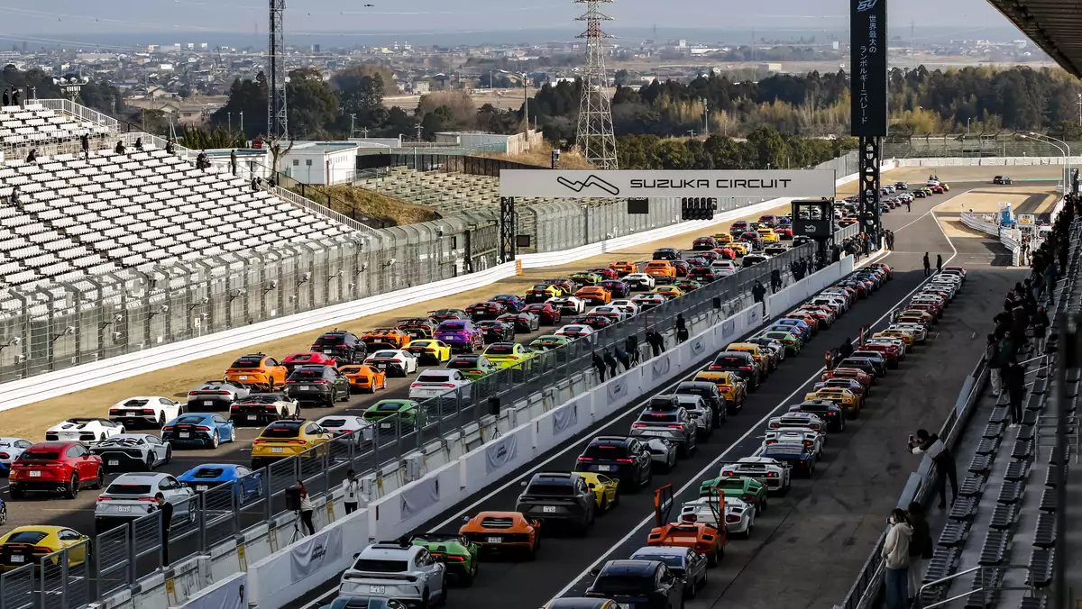 Rekord Guinnessa Lamborghini na torze Suzuka