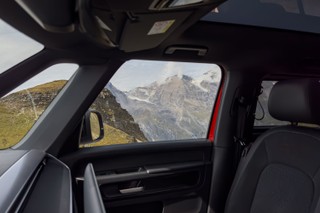 Natychmiastowa sprzedaż auta po śmierci małżonka. Kiedy bez PIT?