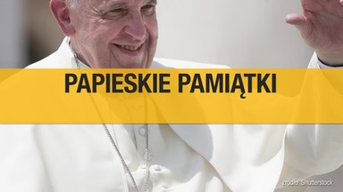 Niezwykła licytacja. Można zdobyć buty papieża Franciszka i samochód, którym jeździł!