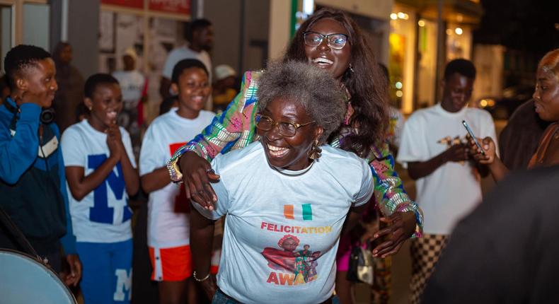 Awa Sanoko et sa maman/Aruna Winner