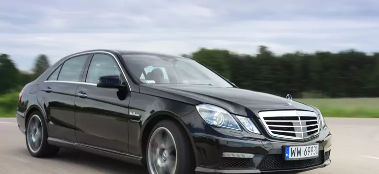 Rekordowy drift Mercedesem