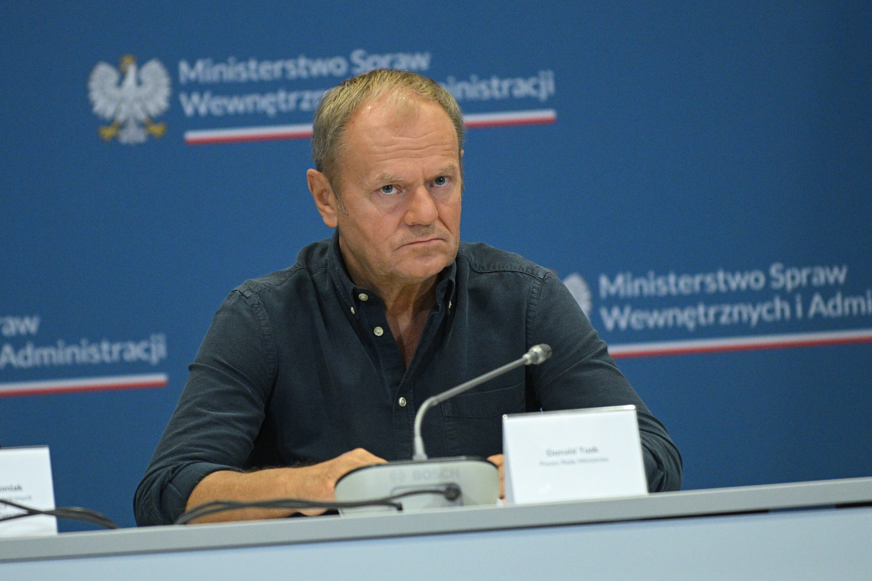Tusk zwołuje sztab kryzysowy: intensywne opady deszczu
