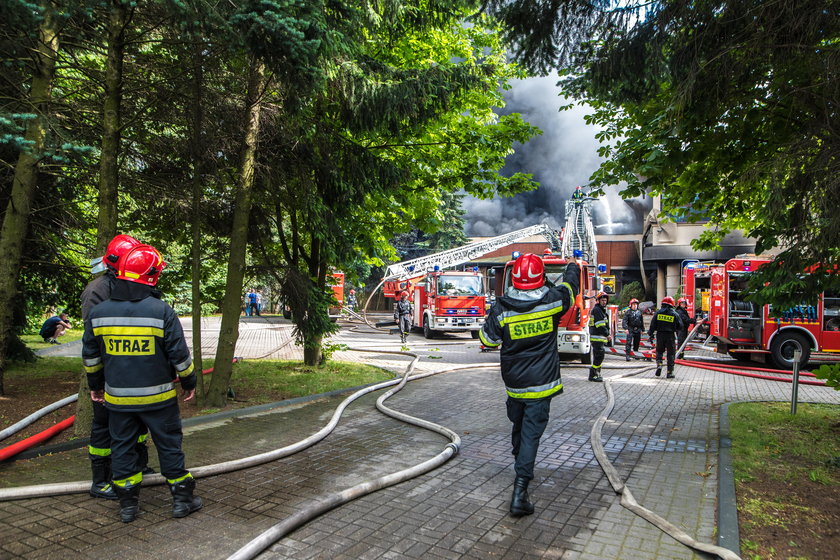 Pożar hurtowni przy ulicy Okólnej w Łodzi.