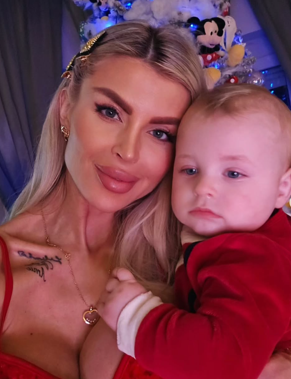 Lela Ceterová s deťmi. 