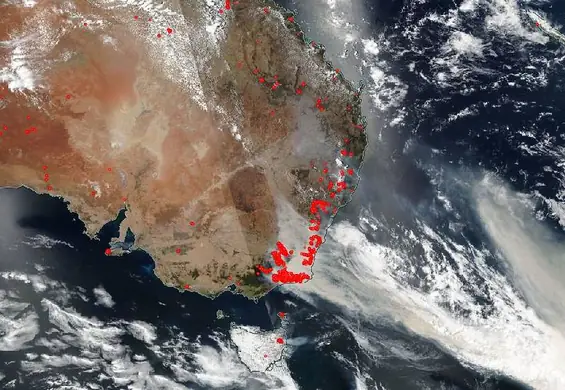 NASA pokazuje, jak wyglądają pożary w Australii widziane z kosmosu. Widok jak z apokaliptycznych filmów