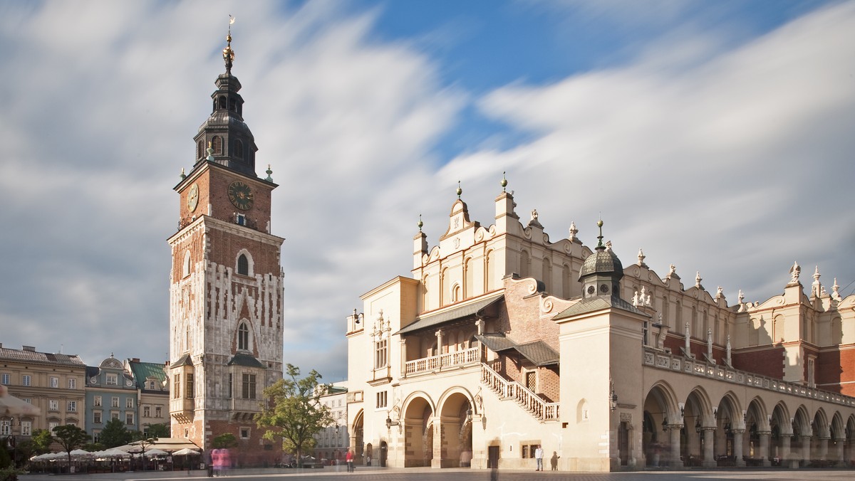 Blisko 400 osób uczestniczy w 48. Marszu Szlakiem I Kompanii Kadrowej Józefa Piłsudskiego, który we wtorek rano wyruszył z Krakowa.