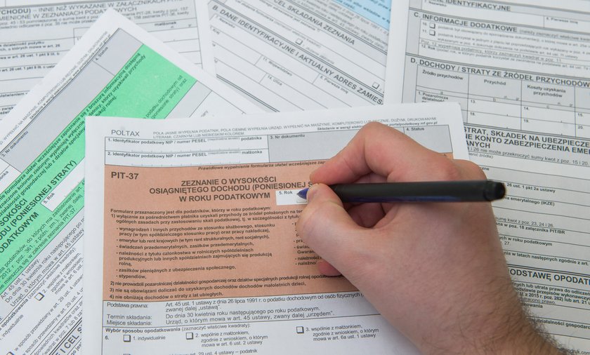 Gdyby drugi próg podatkowy tak jak w 2009 roku, wynosił 3-krotność średniej pensji, byłoby to nie 85 tysięcy, tylko około 250 tysięcy zł.