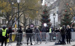 Krewni napastnika ze Strasburga zatrzymani na przesłuchanie. Wśród rannych jest Polak