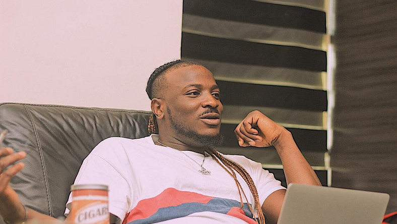 Singer Peruzzi