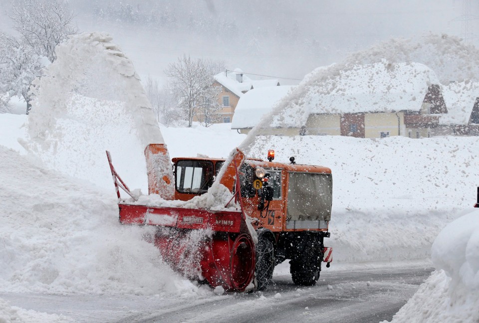 AUSTRIA WEATHER SNOW