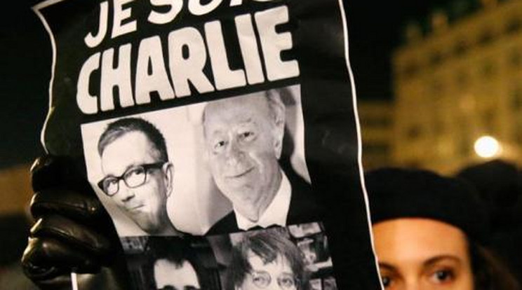 Félnek! A franciák fele korlátozná a szólásszabadságot a neten