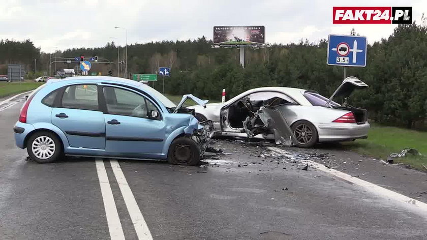 Tragiczny wypadek. Jedna osoba nie żyje, ranne dzieci