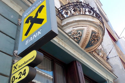 Raiffeisen Bank International rozważa wyjście z rosyjskiego rynku 