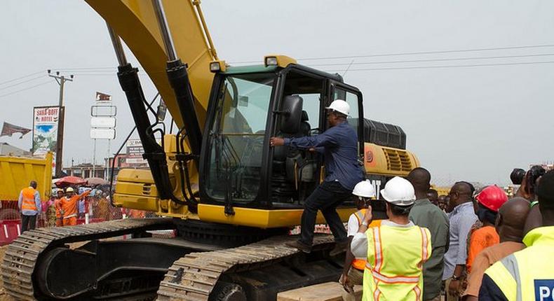 President Mahama breaks ground for work to commence