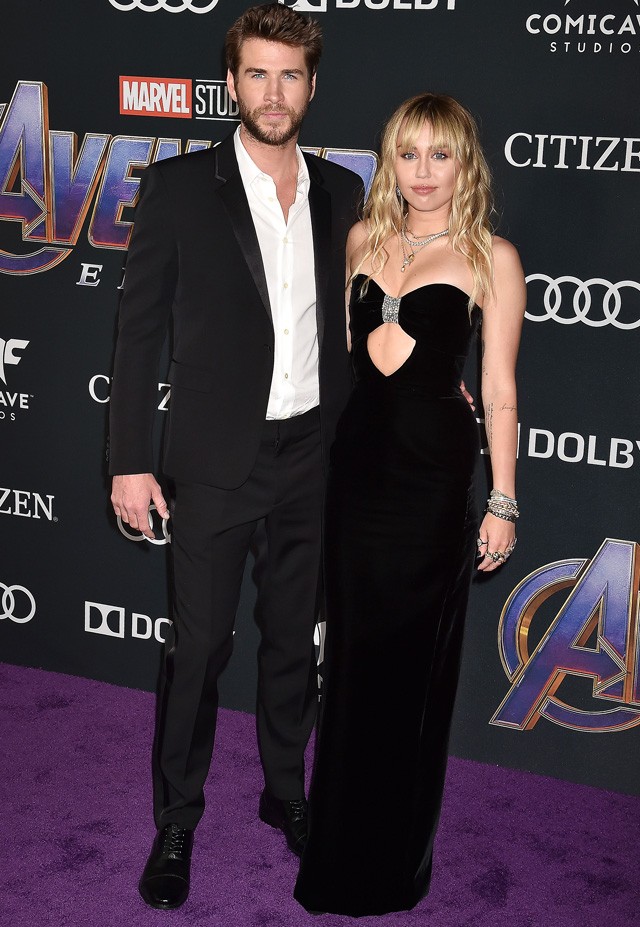 Miley Cyrus és Liam Hemsworth a Bosszúállók: Végjáték premierjén