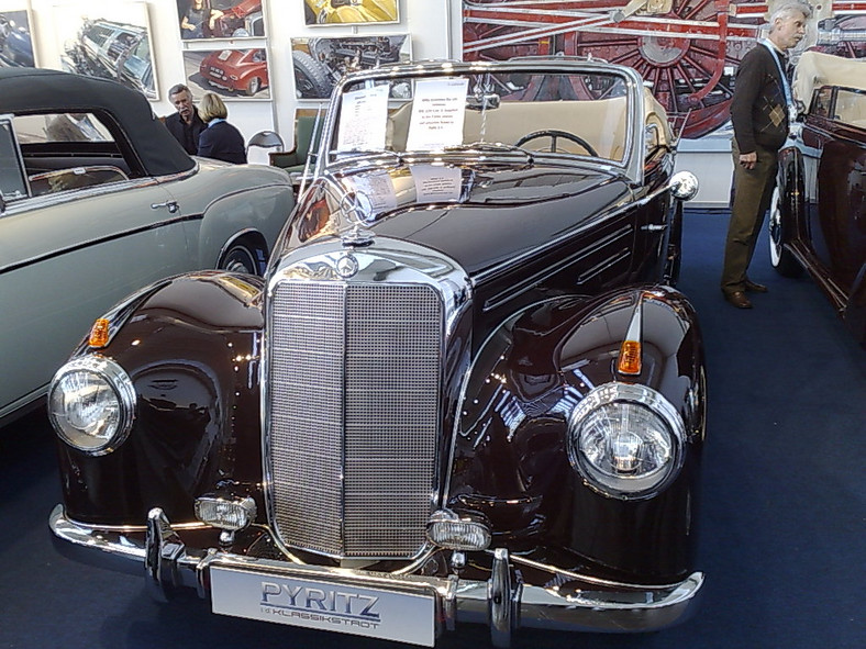 Techno-Classica Essen – oldtimery na salonie