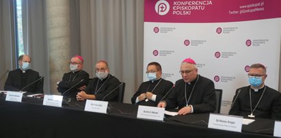 Pandemia dotknęła polskich biskupów. 14 choruje na koronawirusa. Jeden zmarł