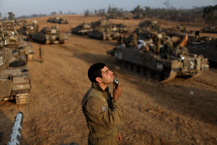 Izraelscy żołnierze gotowi na inwazję