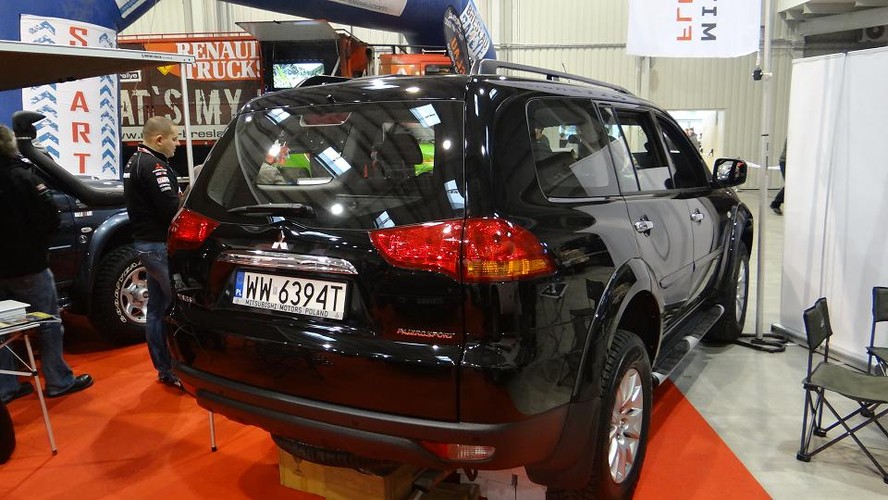 Mitsubishi pajero sport