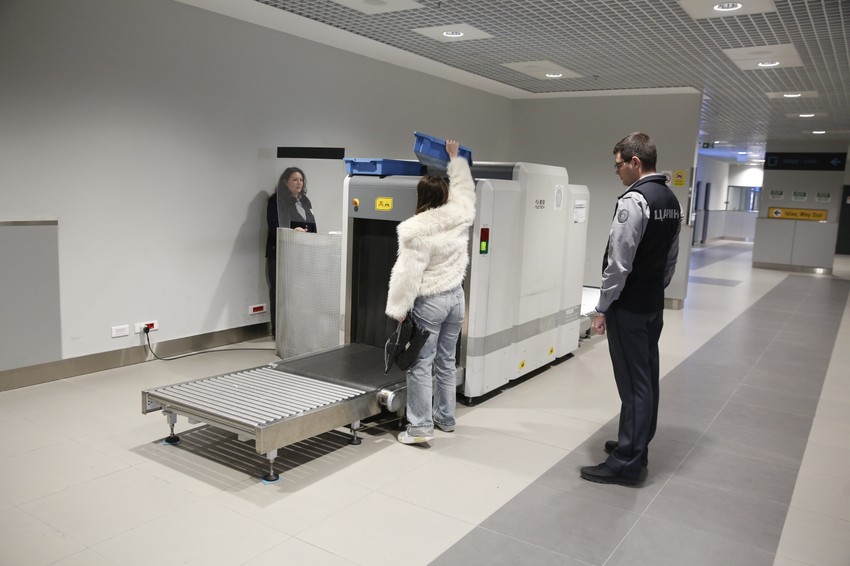 Rendgen koji se nalazi u zelenom kontrolnom prolazu 