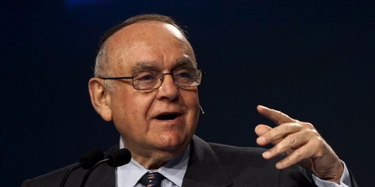 LEE COOPERMAN'S OMEGA: 2017 is the year for stock pickers