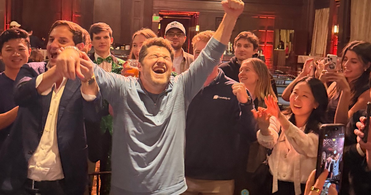 Tech founders competed in a startup's glitzy $100,000 poker tournament ...