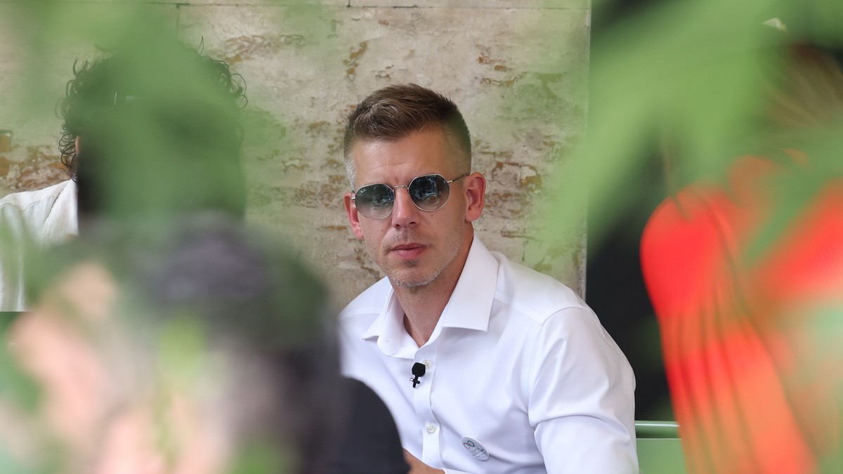 Magyar Péter szerint óriási megszorítások jönnek