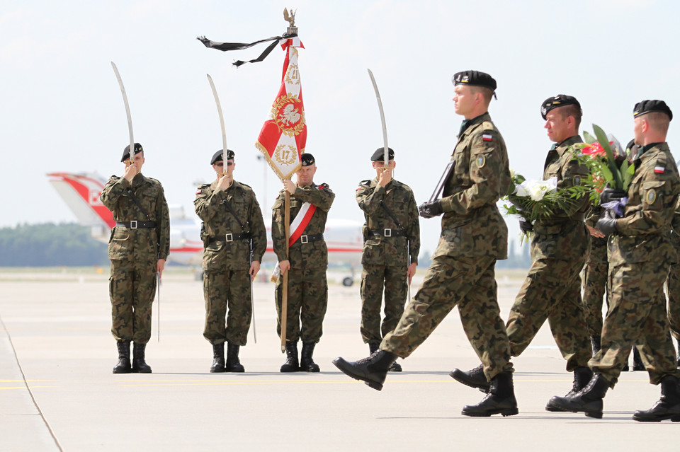 Ciało mł. chor. Maćkowiaka już w Polsce