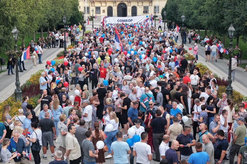 Skup građana protiv blokada u Somboru
