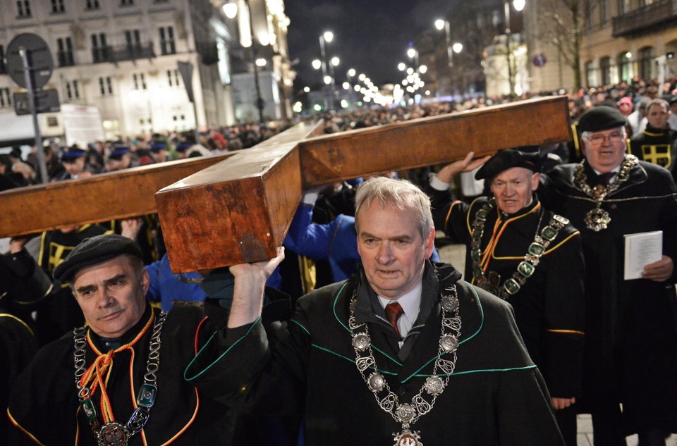 WARSZAWA WIELKI PIĄTEK CENTRALNA DROGA KRZYŻOWA (Droga Krzyżowa)