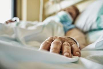 Koronavírus: még mindig több százan vannak kórházban Magyarországon