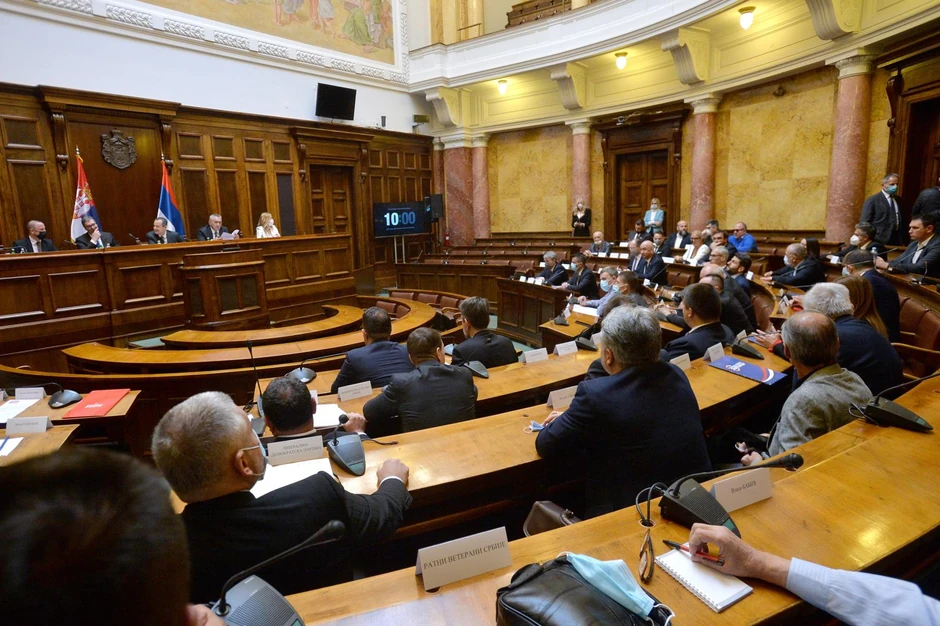 Međustranački dijalog u Skupštini Srbije odvijao se u prethodnom periodu i na još jednom koloseku, bez posrednika iz EU