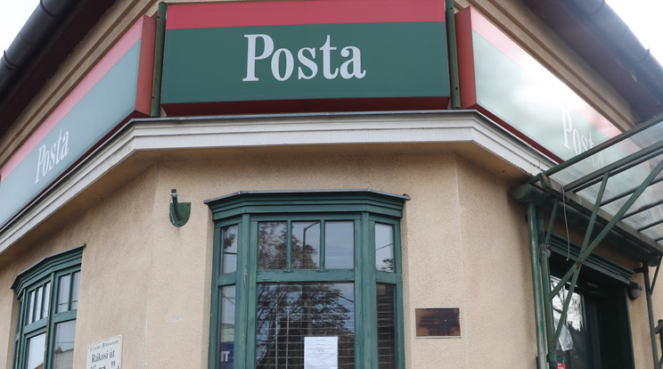 Három önkormányzat – komoly pénzt fizetve –, de újra nyitja a bezárt postafiókokat / Illusztráció: Zsolnai Péter