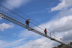 Najwyższy "most tybetański" w Europie. Tylko dla ludzi bez lęku wysokości [FOTO]