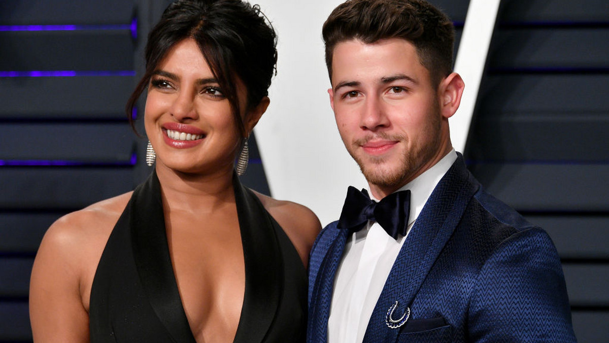 Nick Jonas i Priyanka Chopra zostali rodzicami. Dziecko urodziła surogatka