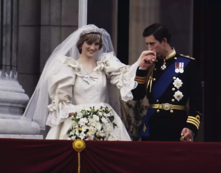 Książę Karol i księżna Diana w dniu ślubu w 1981 r