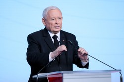 Kaczyński wzywa do utworzenia rządu technicznego. "Klęska demokracji walczącej"