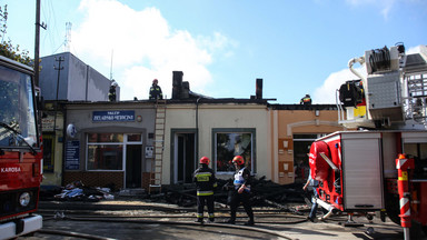 Straty po pożarze sklepów we Włoszczowie - ok. miliona złotych