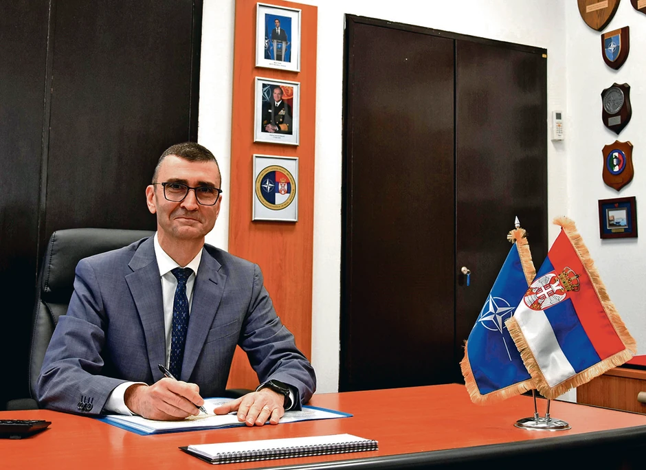 General Pjerluđi Lodola