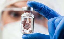 WHO: Koronawirus nadal ewoluuje