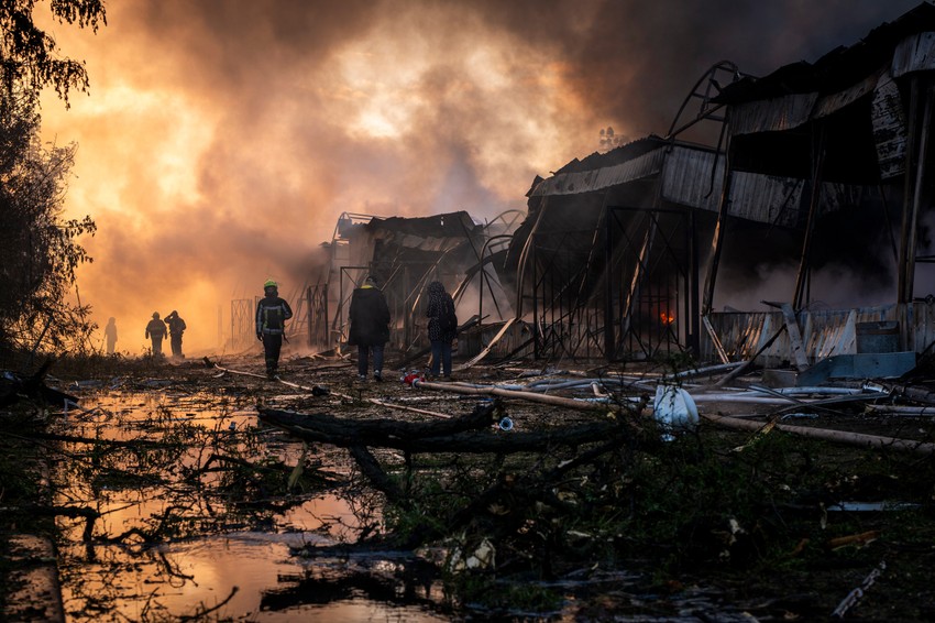 Kijev, zapaljena pijaca nakon ruskog napada 15. juna