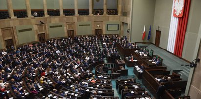 Tak wyglądałby Sejm, gdyby głosowały tylko Polki! Ciekawy sondaż