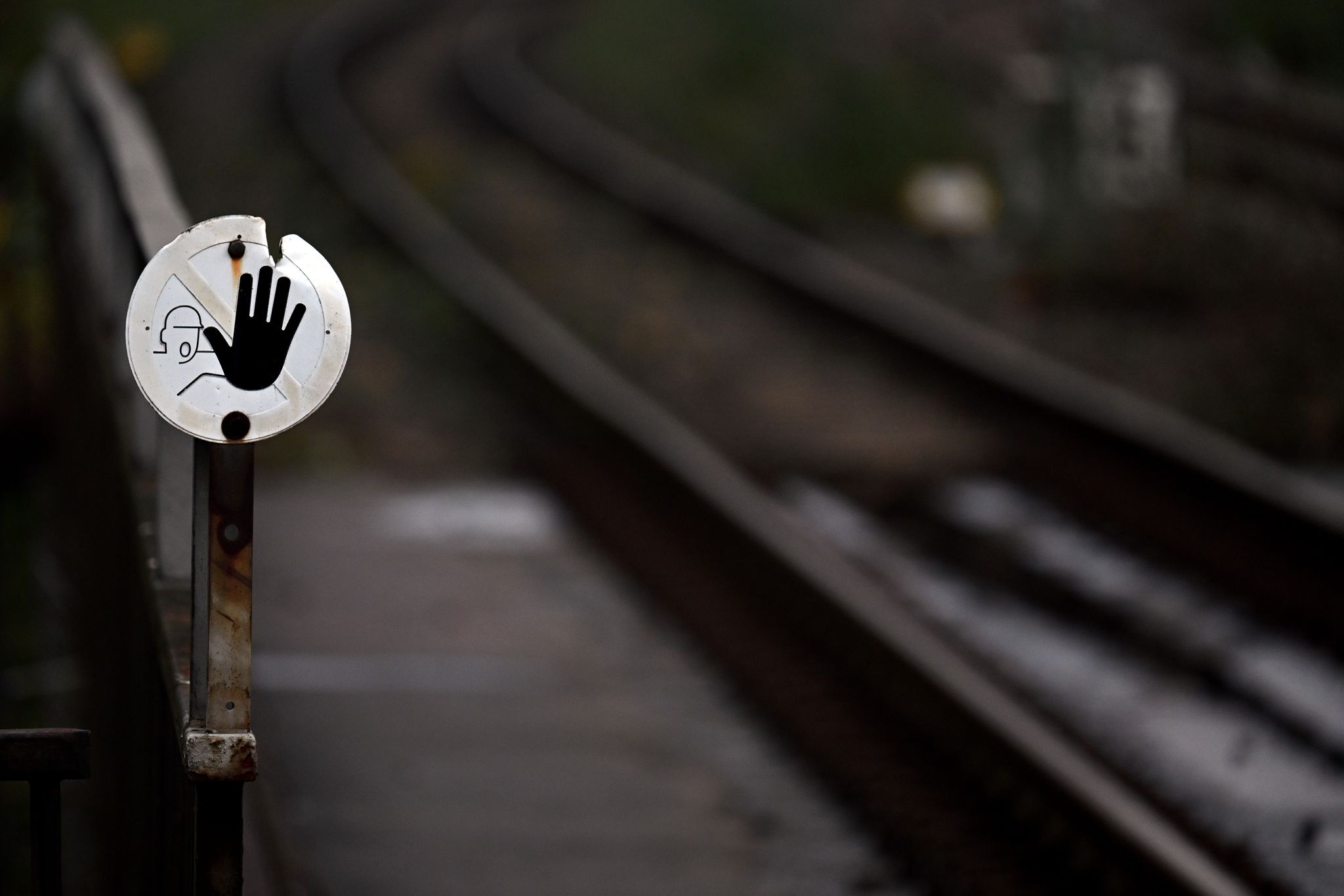 Bahnstrecke durchs Ruhrgebiet öffnet nach 7 Wochen Bauarbeiten heute