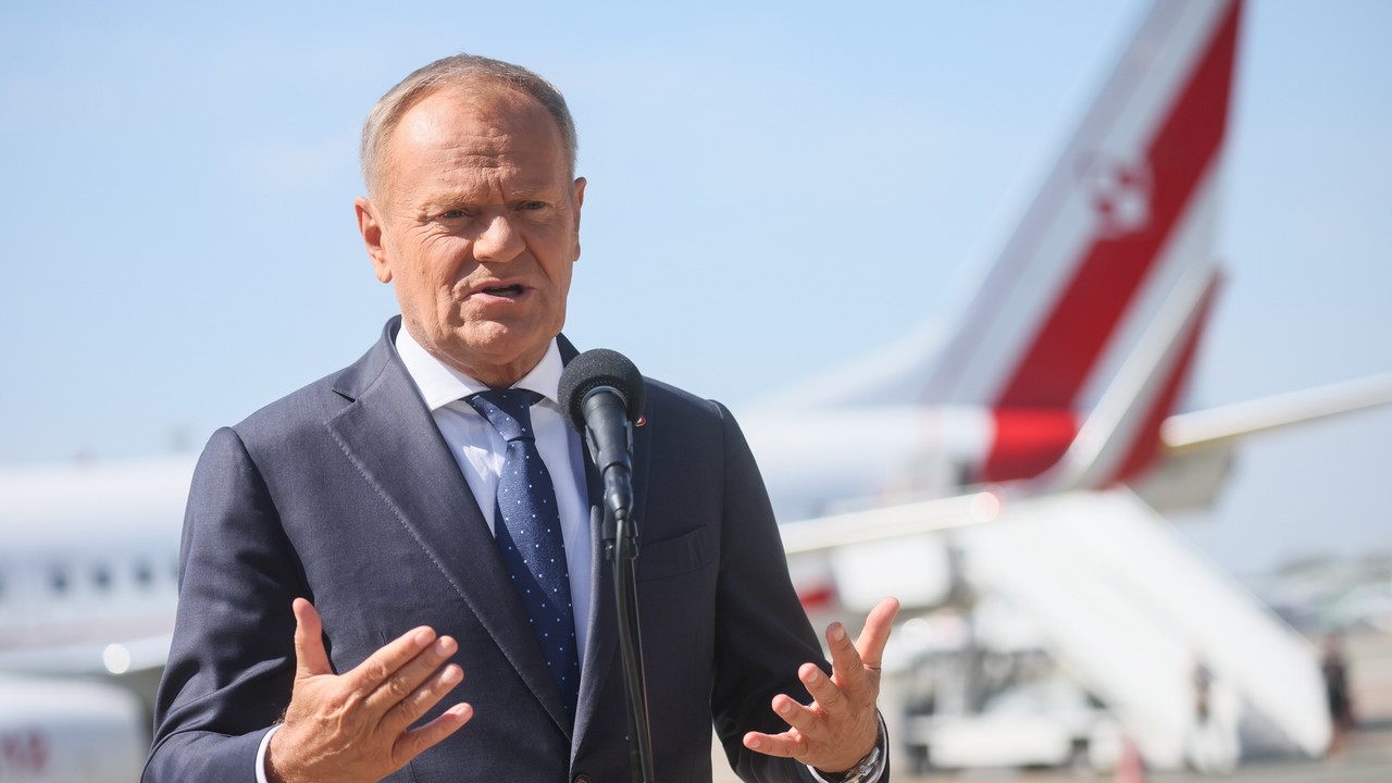 European "heavyweight" leaders in Moldova. Of peculiar  importance is the presence of Donald Tusk. "People know what is at stake," he said.