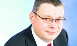 PLL LOT powinny zmienić właściciela