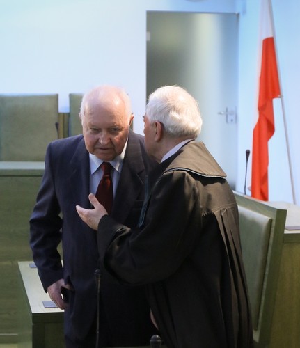Stanisław Kania (L) z obrońcą Andrzejem Peterką