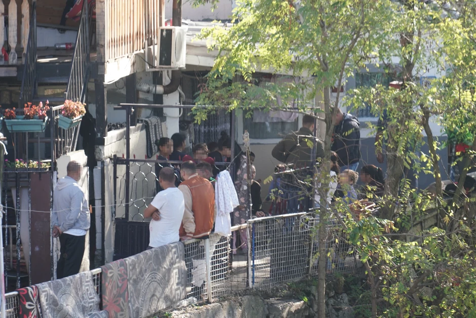 Prve slike požara u Železniku